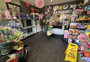 93 Newbury Ln, Oldbury for lease Interior Photo- Image 2 of 3