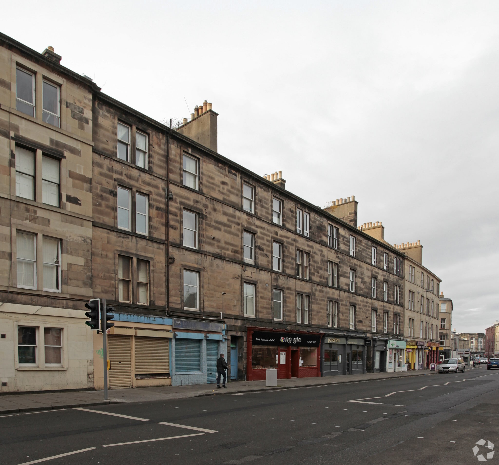19-26 Brougham Pl, Edinburgh for sale Primary Photo- Image 1 of 1