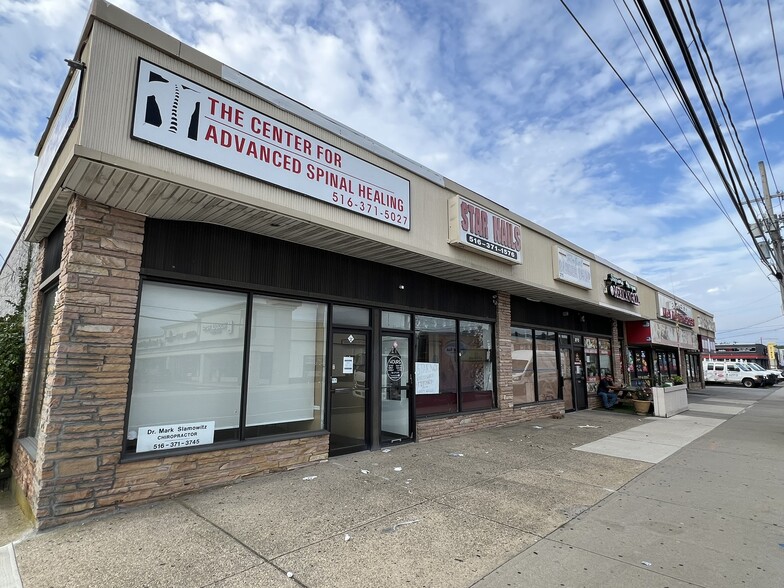 269-279 Burnside Ave, Lawrence, NY for sale - Building Photo - Image 1 of 4