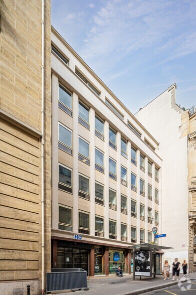 29 Rue Blanche, Paris for lease - Building Photo - Image 3 of 16
