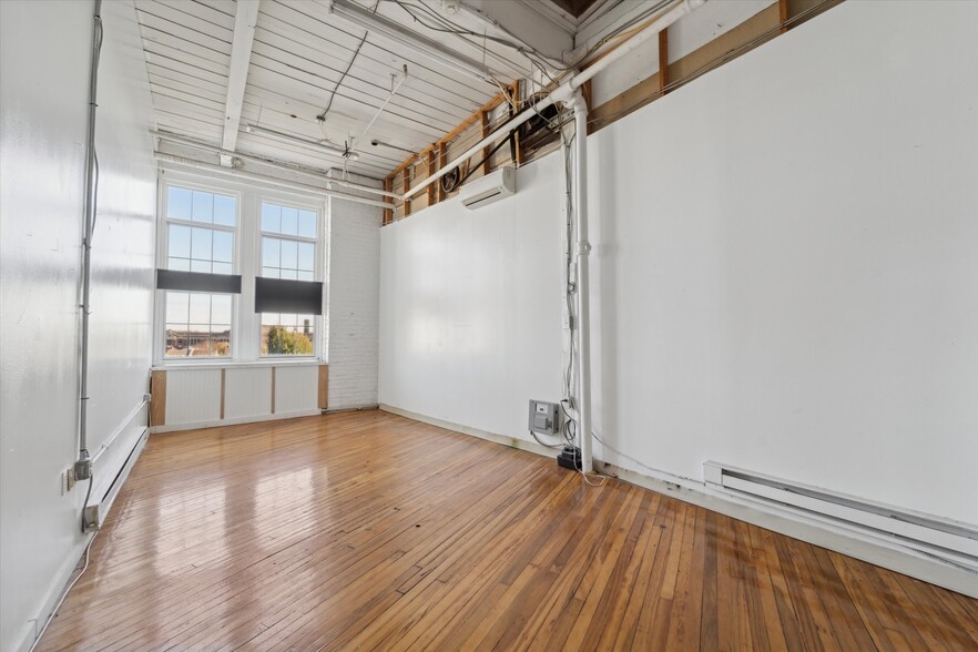 6139-6143 Germantown Ave, Philadelphia, PA for lease - Building Photo - Image 3 of 6