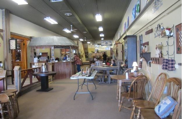 103 W Main St, Woodville, OH for lease - Building Photo - Image 2 of 19