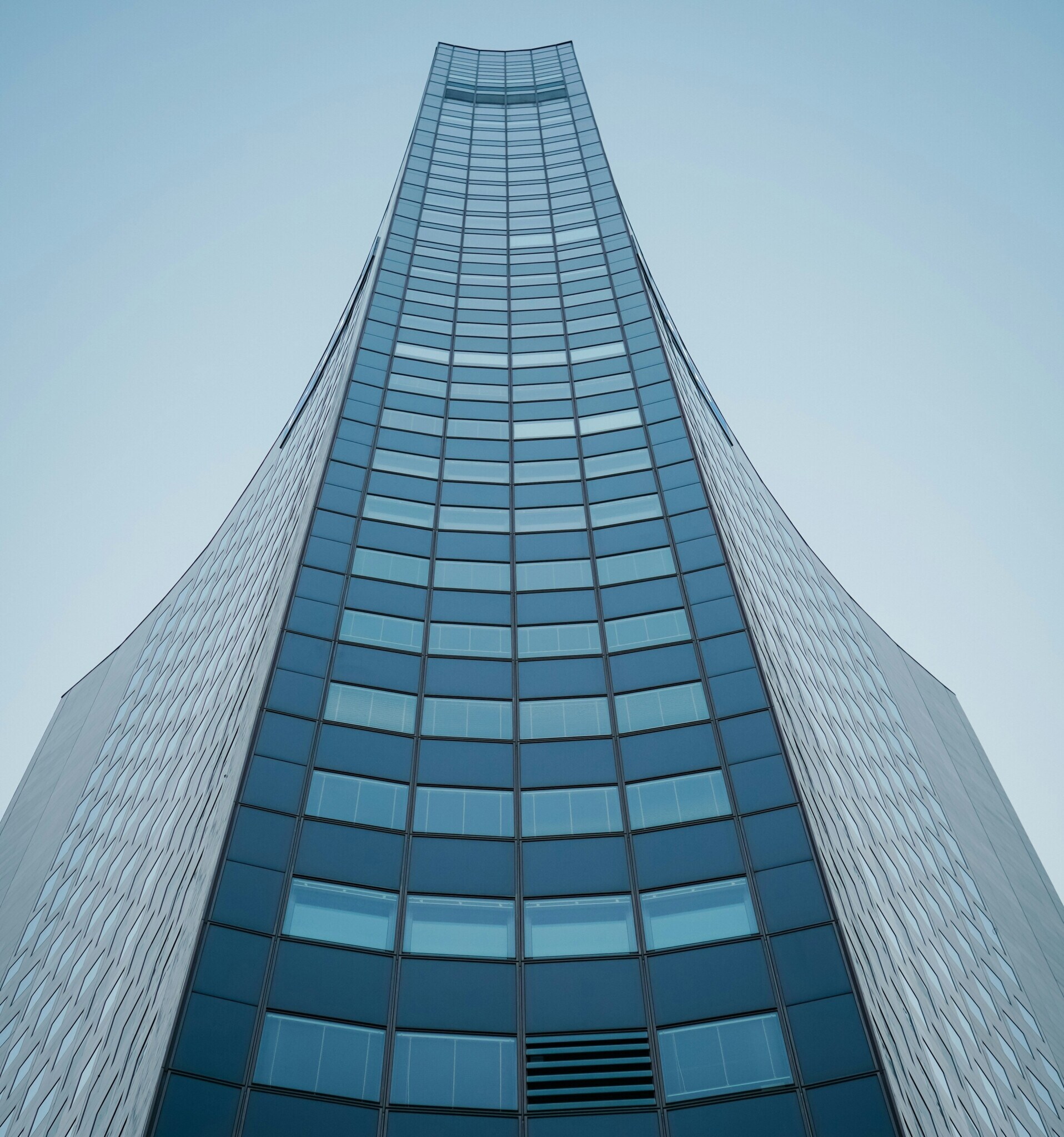  for lease Building Photo- Image 1 of 2