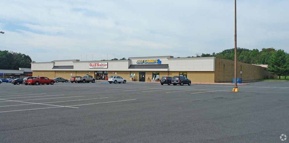 Aberdeen Shopping Plz, Aberdeen, MD for lease - Primary Photo - Image 2 of 2