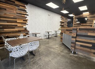 6005-6007 Wade Hampton Blvd, Taylors, SC for lease Interior Photo- Image 2 of 5