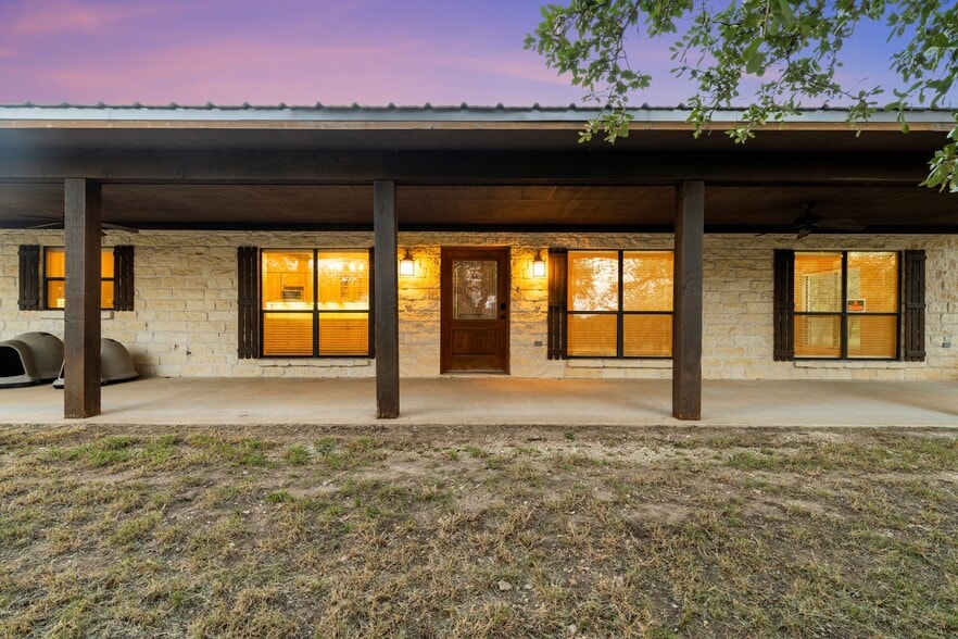 1875 County Road 100, Purmela, TX for sale - Building Photo - Image 3 of 91