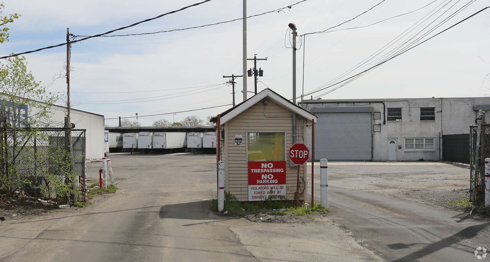 377 Carlls Path, Deer Park, NY 11729