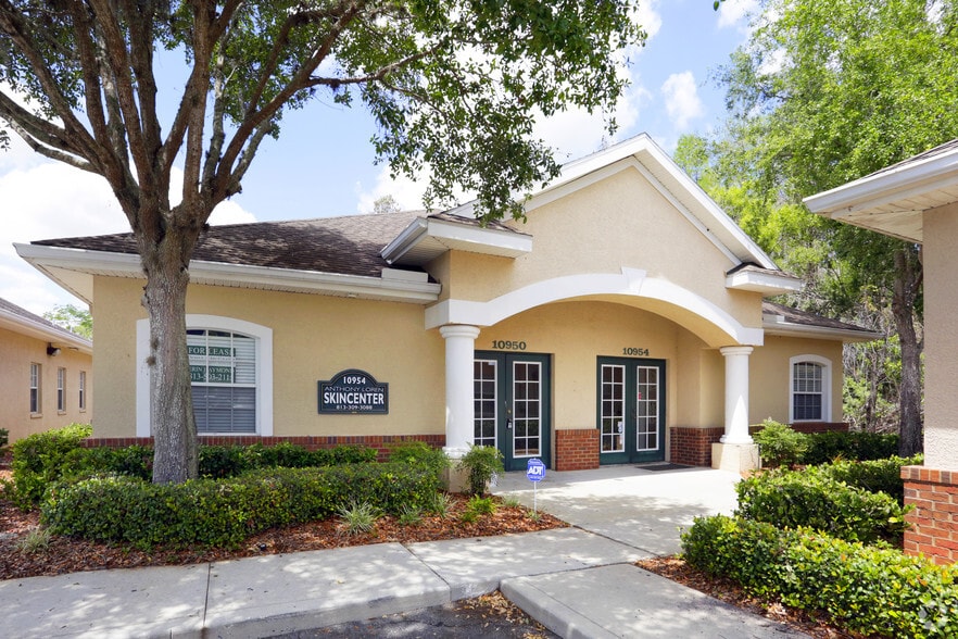 1095010954 Sheldon Rd, Tampa, FL 33626