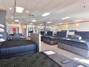 160 Coffee Pot Dr, Sedona, AZ for lease Interior Photo- Image 2 of 5