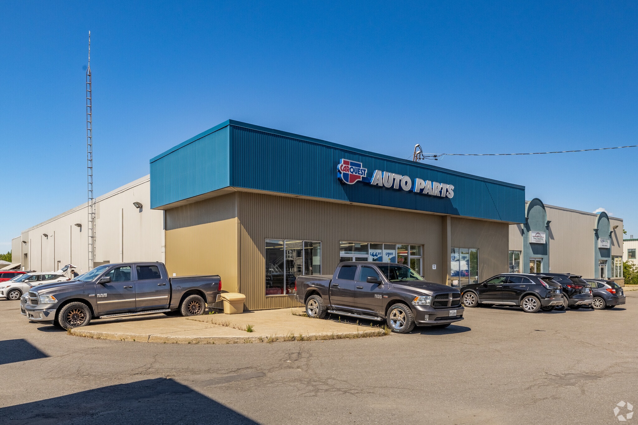 1528 Star Top Rd, Ottawa, ON for lease Primary Photo- Image 1 of 3