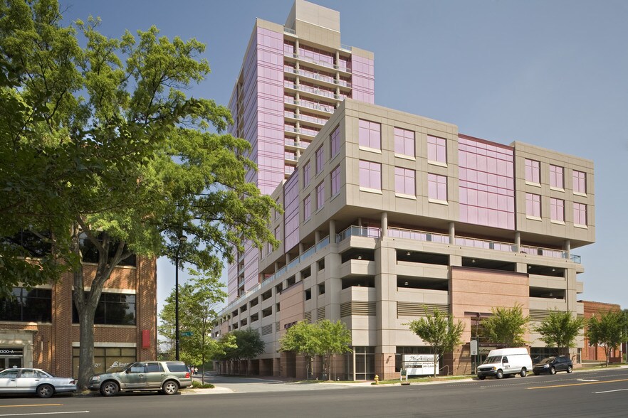 325 Arlington Ave, Charlotte, NC for lease - Arlington - Image 1 of 3