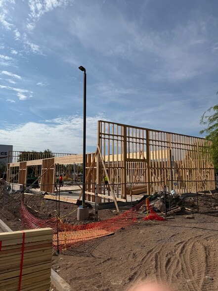 15381 N 83rd Ave, Peoria, AZ for lease - Building Photo - Image 2 of 5