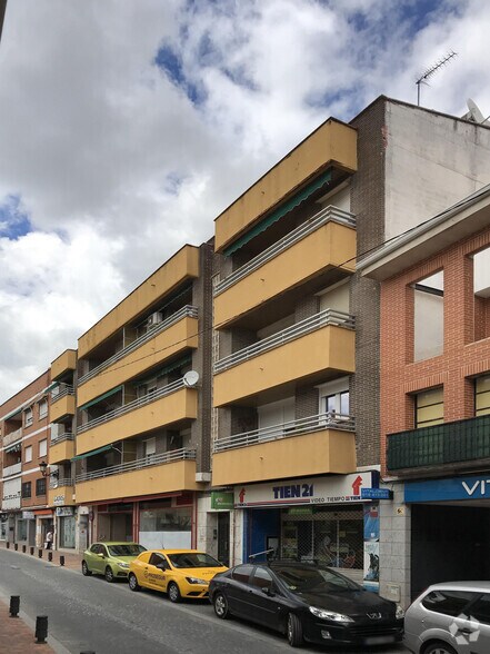 Calle del Real, 28, Colmenar Viejo, Madrid for sale - Building Photo - Image 2 of 2