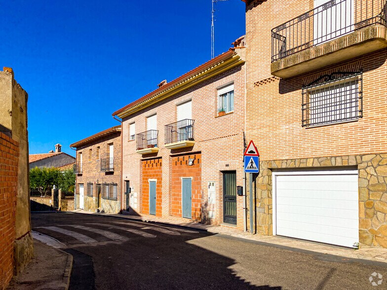 Calle Cedillo, 10, Ugena, Toledo for sale - Building Photo - Image 2 of 2