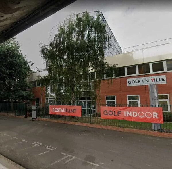 23 Quai Du President Carnot, Saint-Cloud for lease - Building Photo - Image 2 of 26