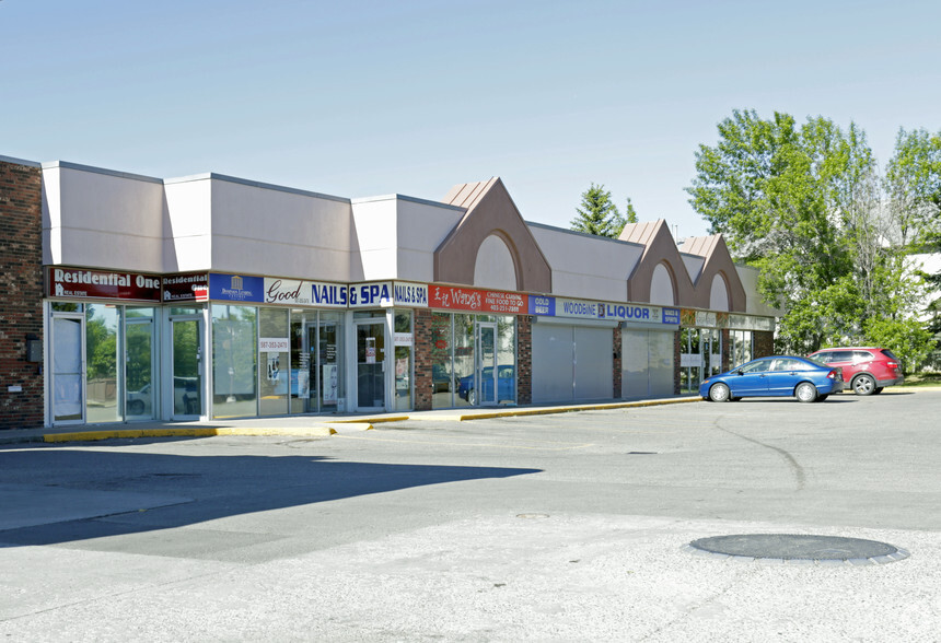 464 Woodbine Blvd SW, Calgary, AB for lease - Primary Photo - Image 1 of 3