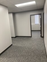 4240 Blue Ridge Blvd, Kansas City, MO for lease Interior Photo- Image 2 of 7