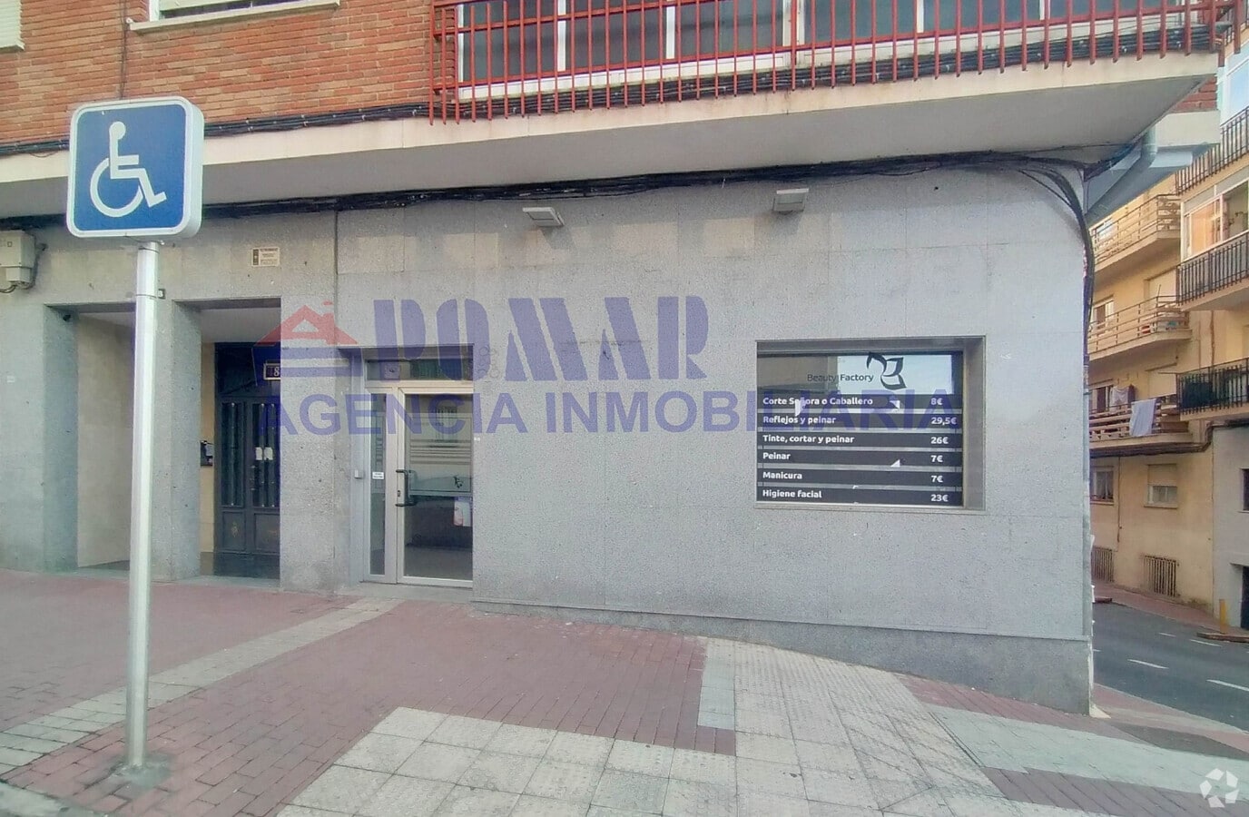 Avenida de la Inmaculada Concepción, 48, Ávila, AVI 05005 - Unit Puerta L7, Esc. 1 -  - Interior Photo - Image 1 of 10