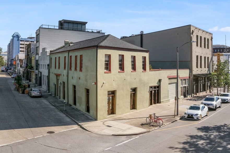 920 - 926 Tchoupitoulas St, New Orleans, LA for sale - Building Photo - Image 1 of 22