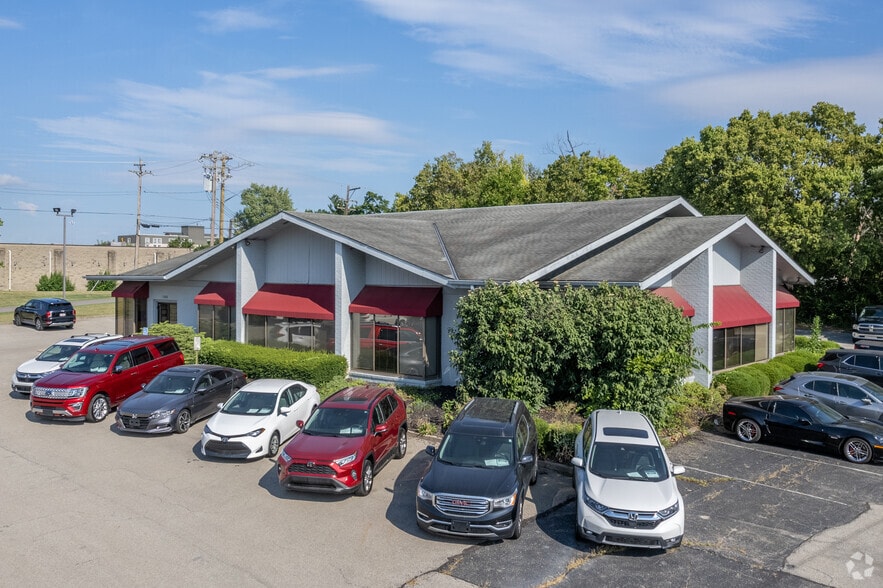 2400 E Sharon Rd, Sharonville, OH for sale - Primary Photo - Image 1 of 4