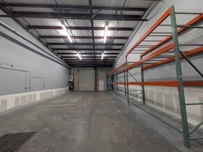 6250-6270 Clarity Ct, Sarasota, FL for lease Building Photo- Image 2 of 7