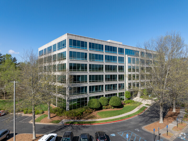 3025 Windward Plaza Dr, Alpharetta, GA for lease - Primary Photo - Image 1 of 15