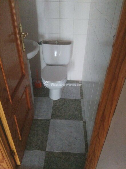 Retail in Cáceres, Cáceres for sale - Building Photo - Image 3 of 16