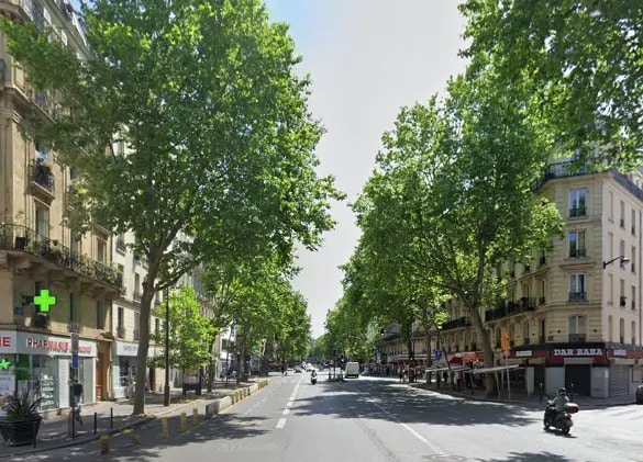 Retail in Paris for lease - Building Photo - Image 1 of 3