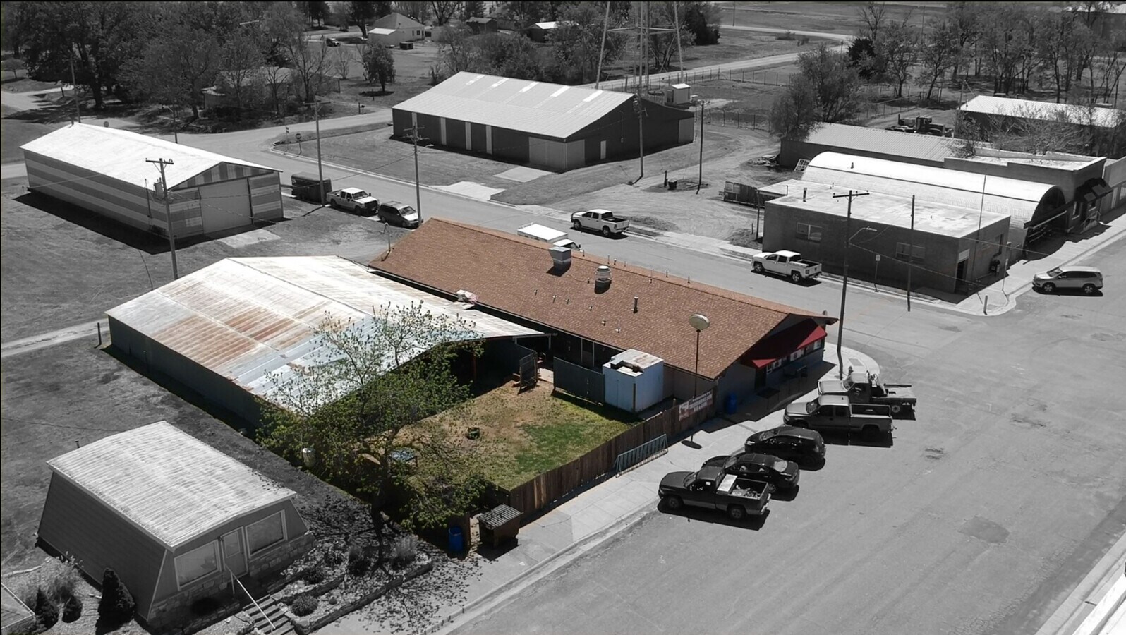 100 N Main St, Tescott, KS 67484