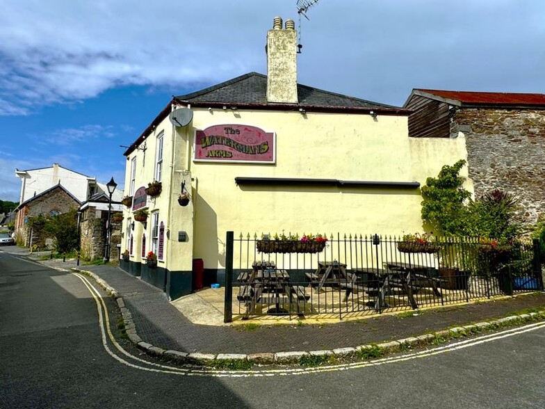 Victoria St, Totnes for sale - Building Photo - Image 2 of 11