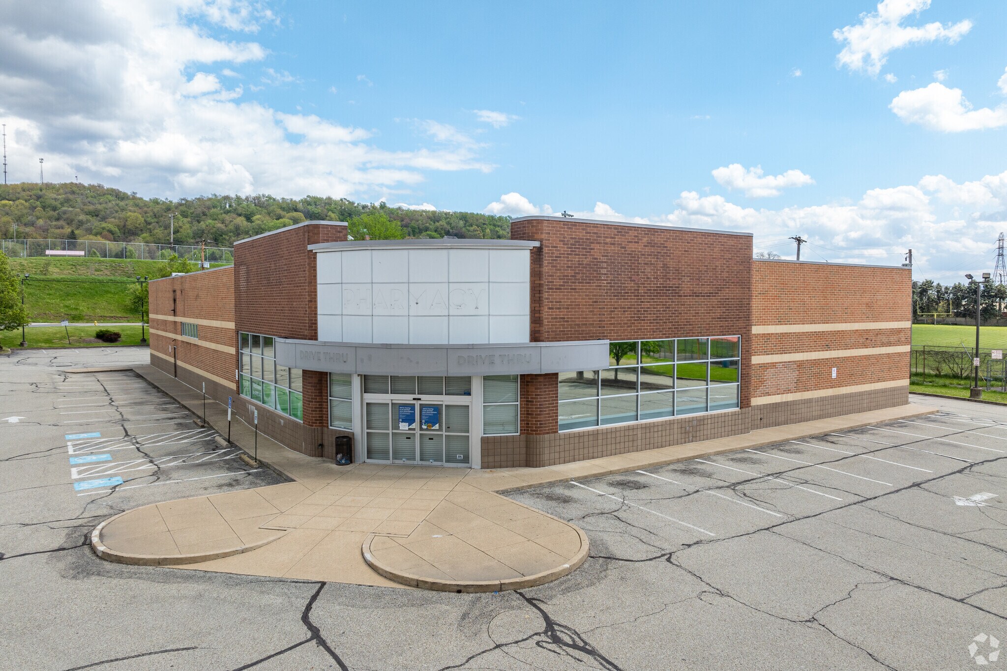 210 9th St, Glassport, PA for sale Primary Photo- Image 1 of 1