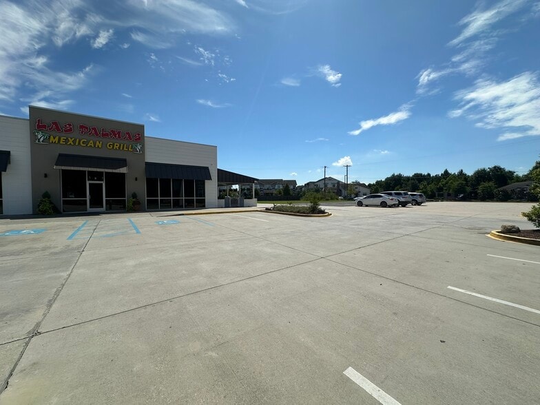14552 Airline Hwy, Gonzales, LA for lease - Building Photo - Image 2 of 7