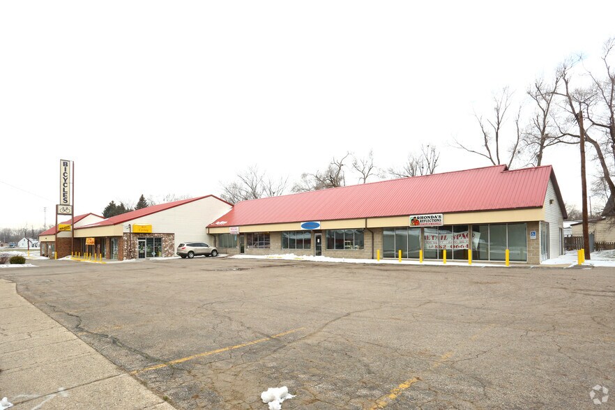 6070 S Martin Luther King Jr Blvd, Lansing, MI 48911