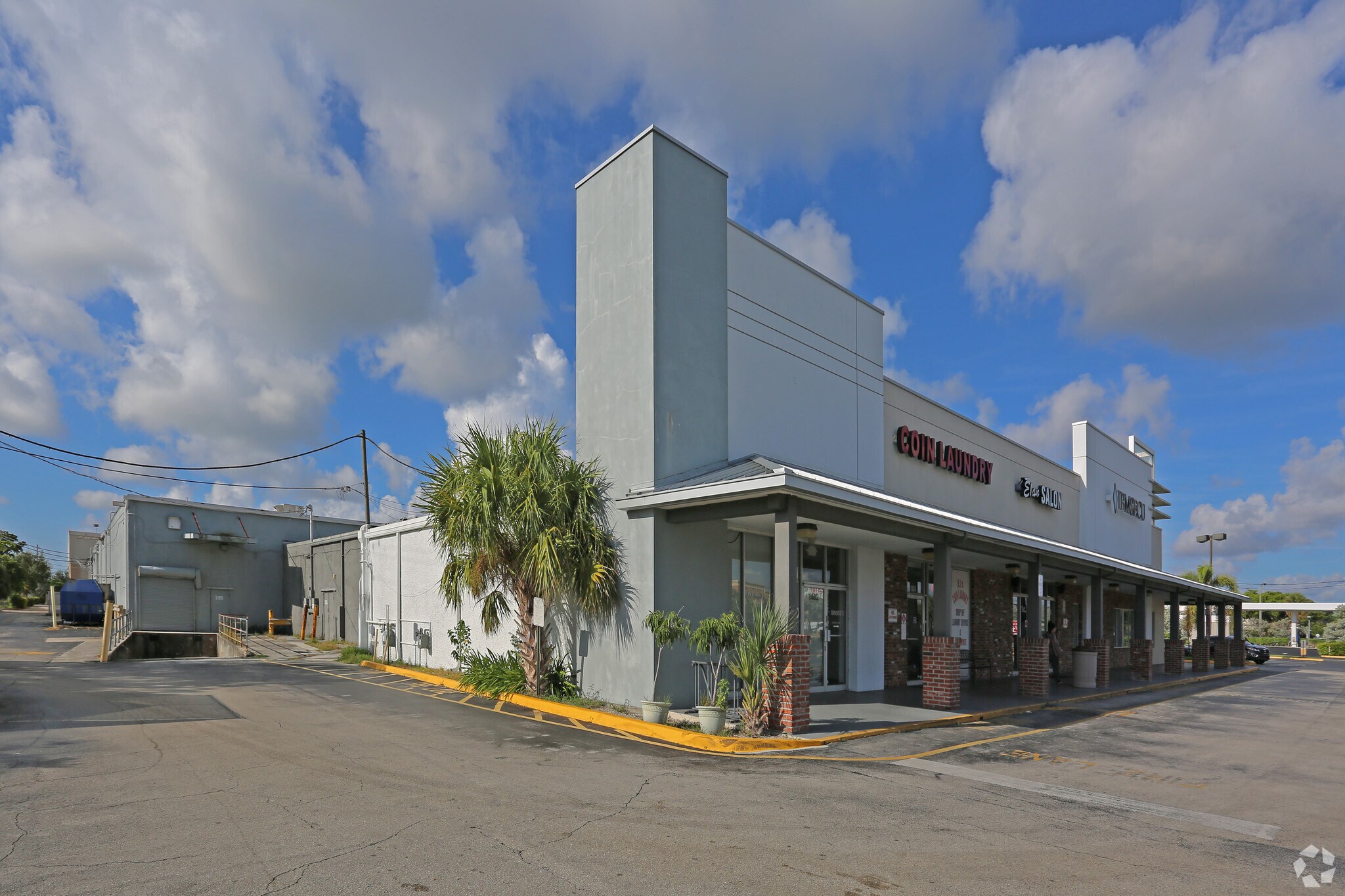 250280 N Congress Ave, Boynton Beach, FL 33426 Leisureville Plaza Shopping Center