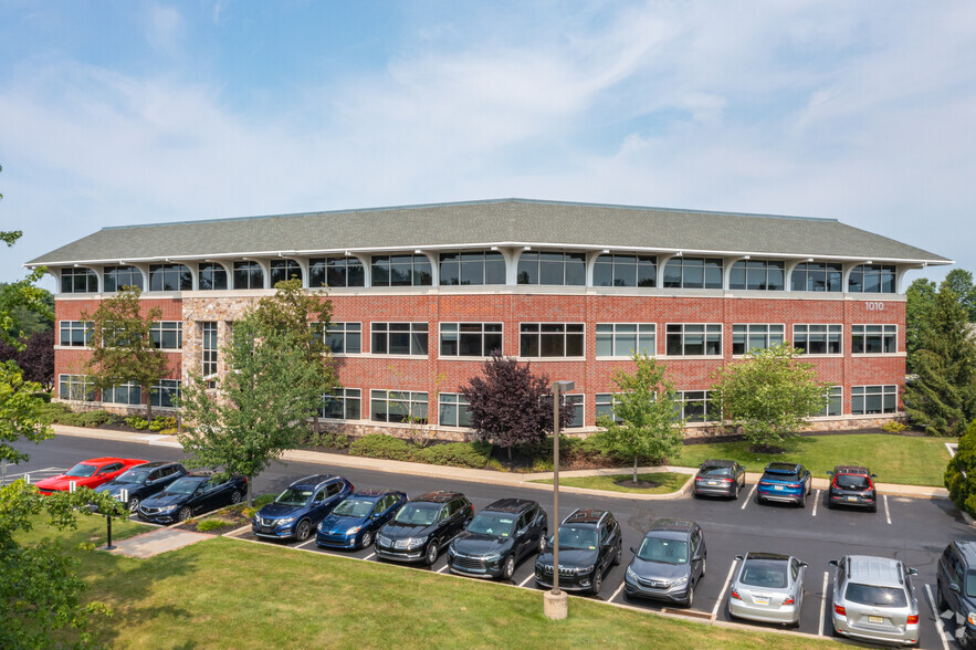 1010 Stony Hill Rd, Yardley, PA for lease - Building Photo - Image 1 of 5