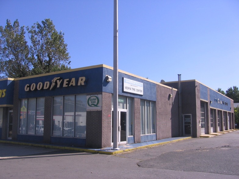 544 Hamilton St, Somerset, NJ for sale - Building Photo - Image 2 of 7