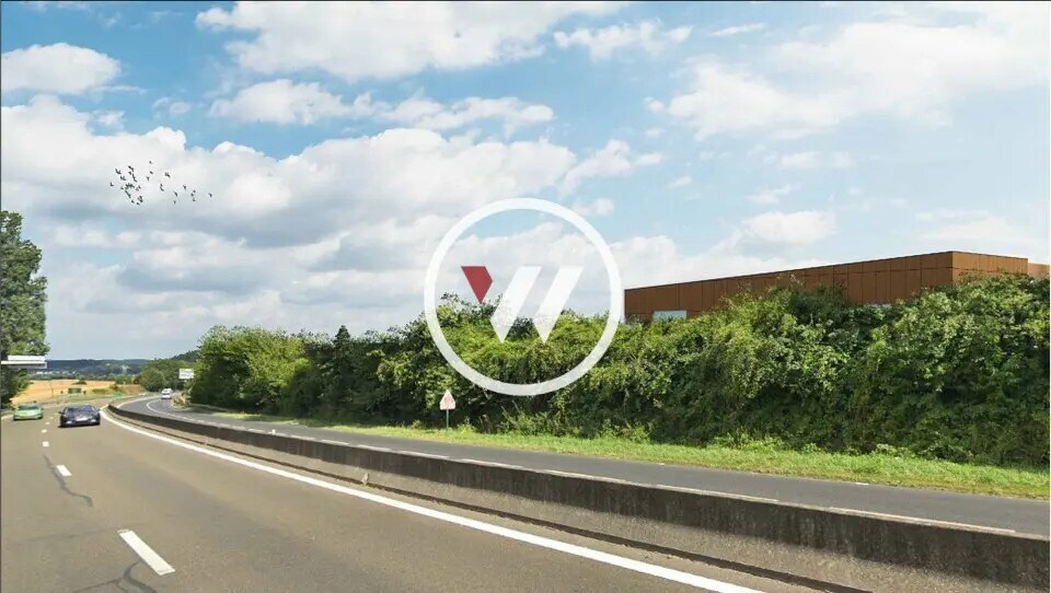 Industrial in Moisselles for sale - Building Photo - Image 2 of 3