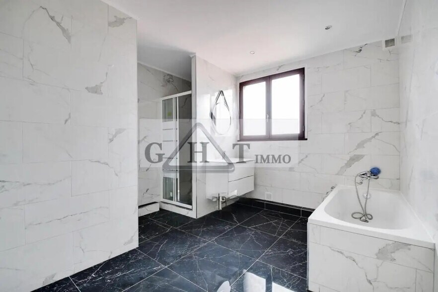 Industrial in Champigny-sur-Marne for sale - Interior Photo - Image 3 of 5