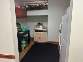 20 E 2nd Ave, Conshohocken, PA for lease Interior Photo- Image 2 of 8