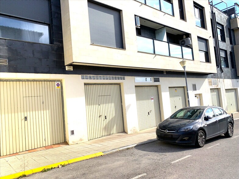 Retail in Tudela for sale - Building Photo - Image 1 of 10
