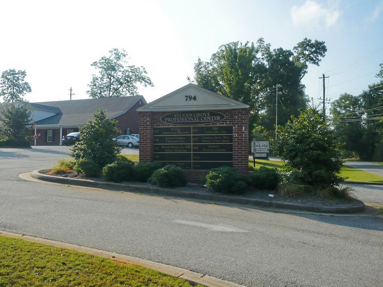 794 McDonough Rd, Jackson, GA for lease - Primary Photo - Image 1 of 4