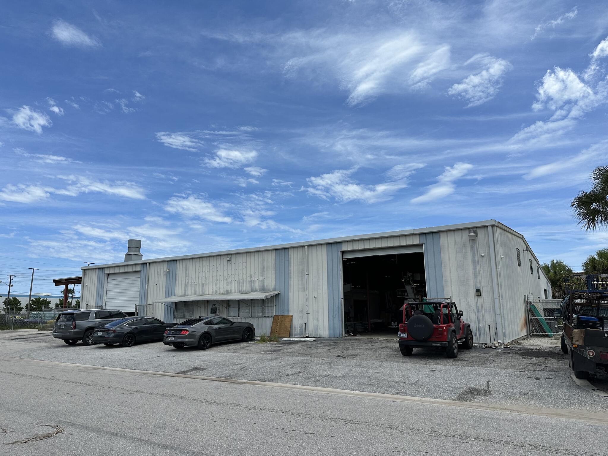 1730 Hill Ave, Mangonia Park, FL for lease Building Photo- Image 1 of 4