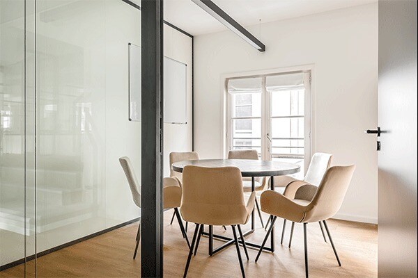 94 Rue De Provence, Paris for lease - Interior Photo - Image 3 of 7