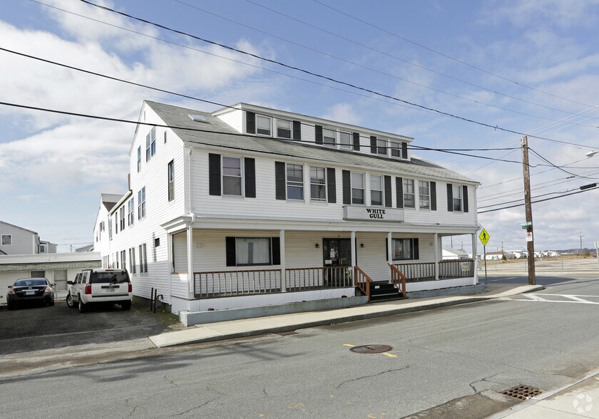 21 F St, Hampton, NH for sale - Primary Photo - Image 1 of 1