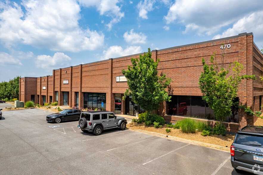 470 Satellite Blvd NE, Suwanee, GA for lease - Primary Photo - Image 1 of 4