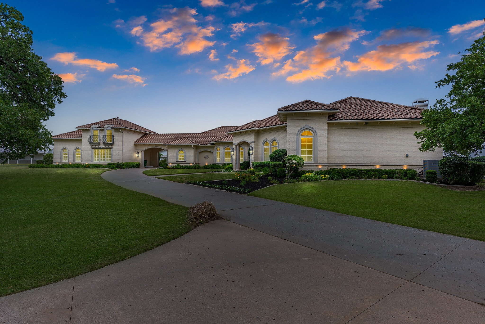 10285 Zipper Rd, Pilot Point, TX for sale Building Photo- Image 1 of 1