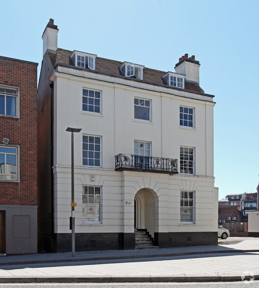 35 Carlton Cres, Southampton for lease - Building Photo - Image 2 of 4