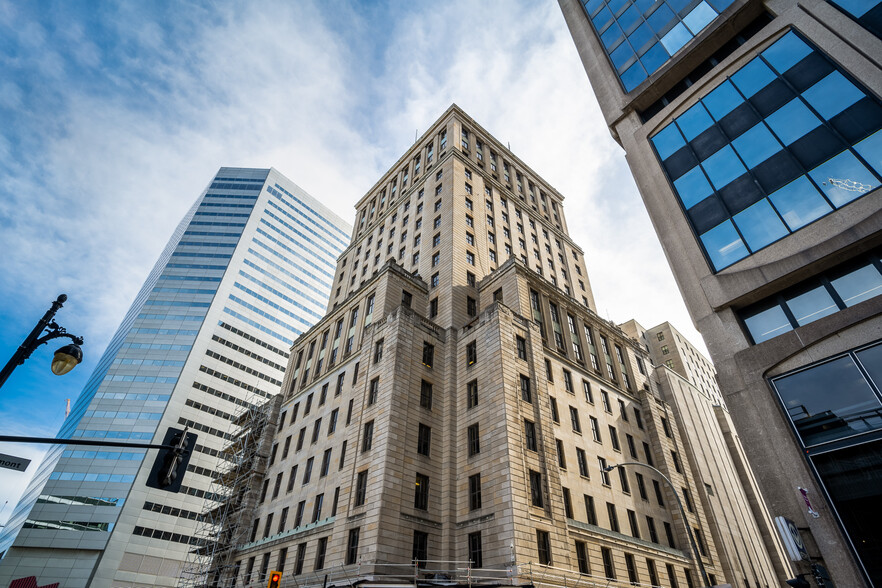 1050 Côte du Beaver Hall, Montréal, QC for lease - Building Photo - Image 1 of 19