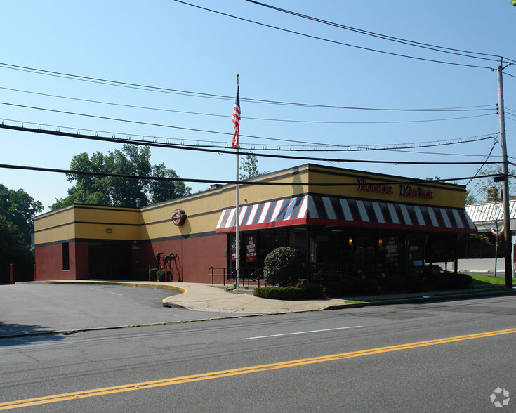 659-667 W Boston Post Rd, Mamaroneck, NY for lease - Primary Photo - Image 1 of 4