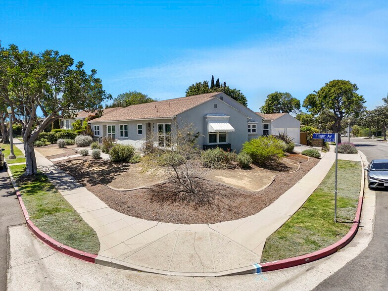 7801 Flight Ave, Los Angeles, CA for sale - Primary Photo - Image 1 of 1